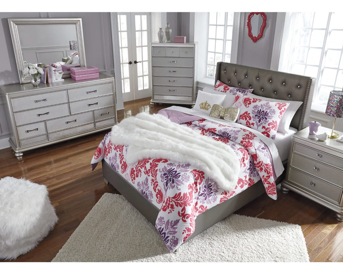 Coralayne Full Upholstered Bed