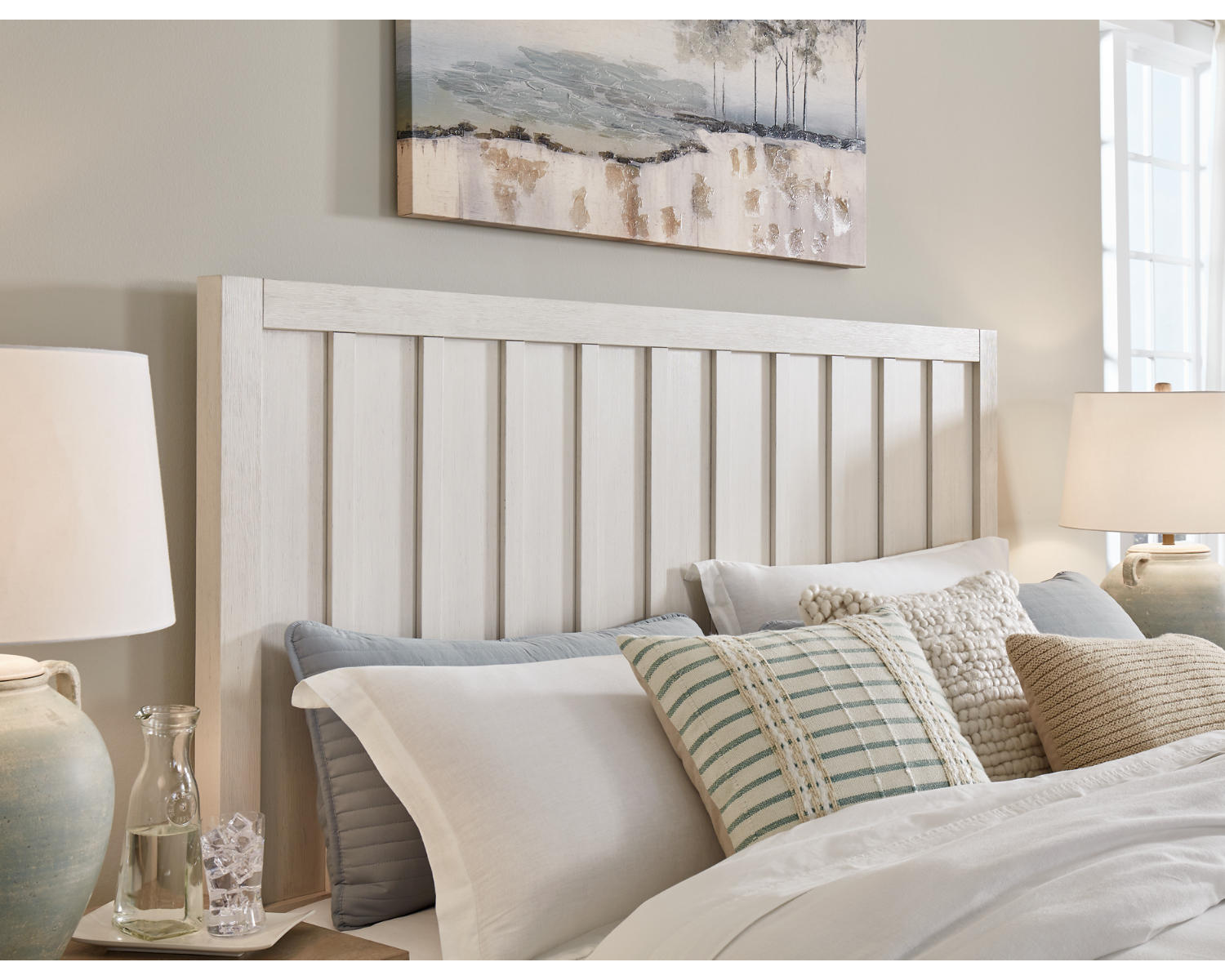 Shaybrock California King Panel Bed