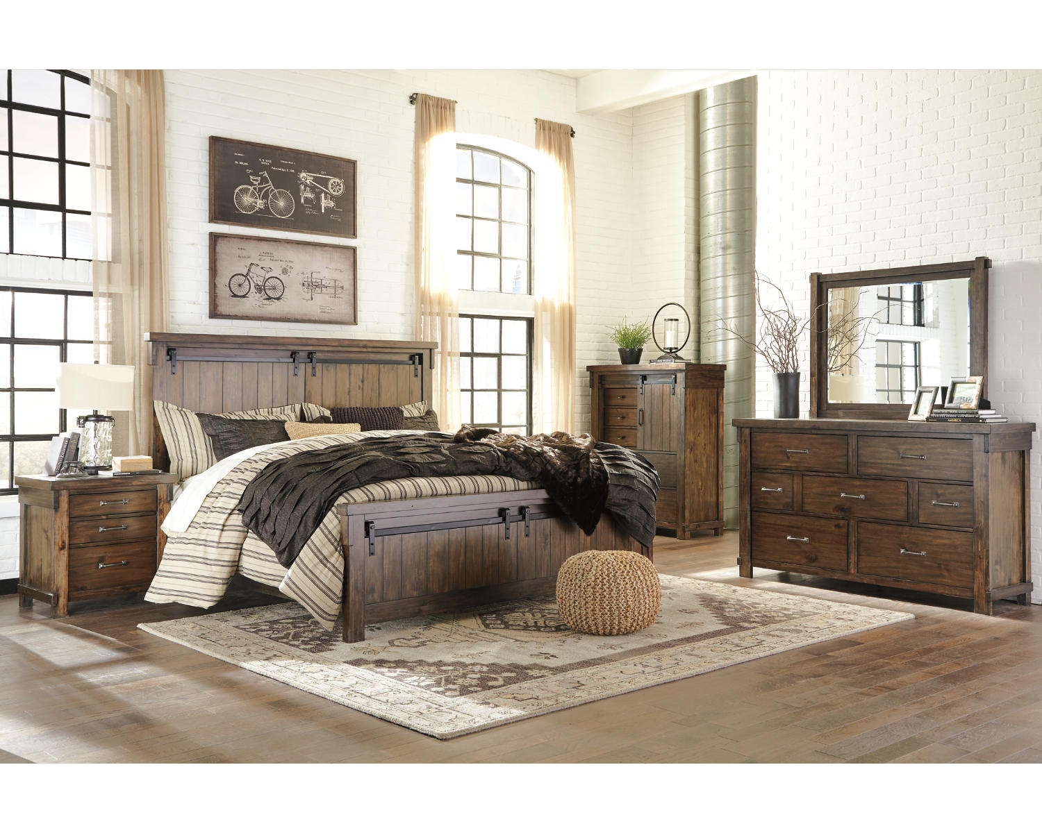 Lakeleigh King Panel Bed