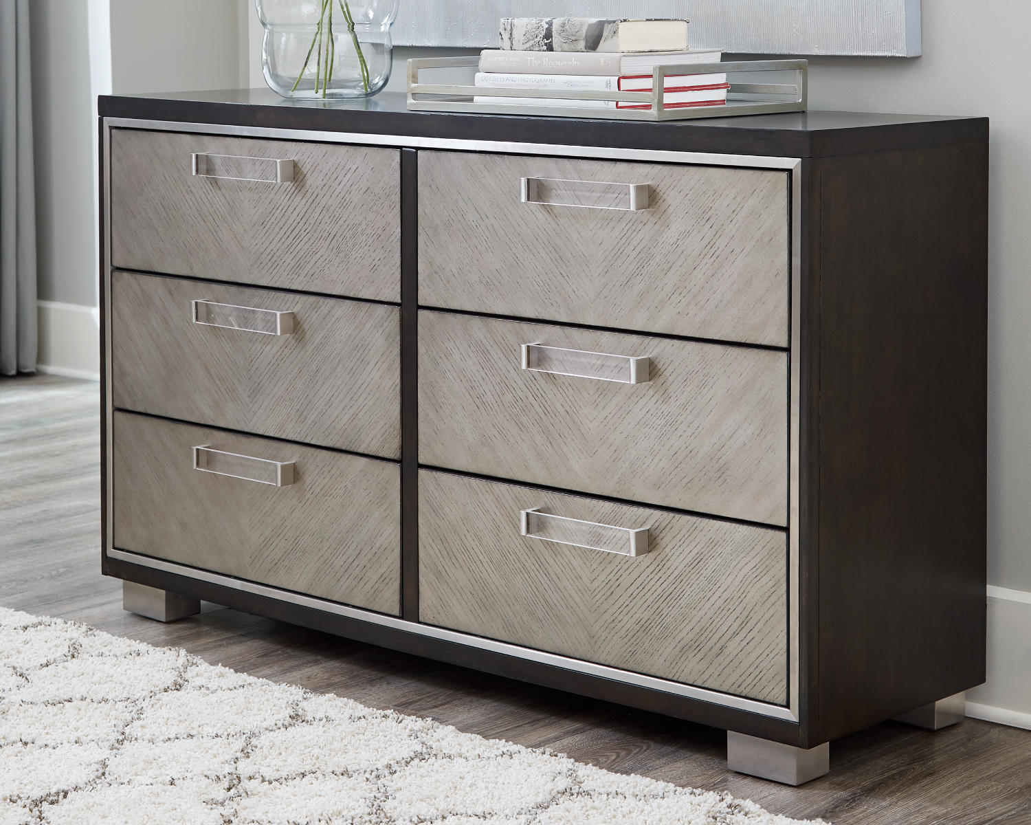 Maretto Dresser