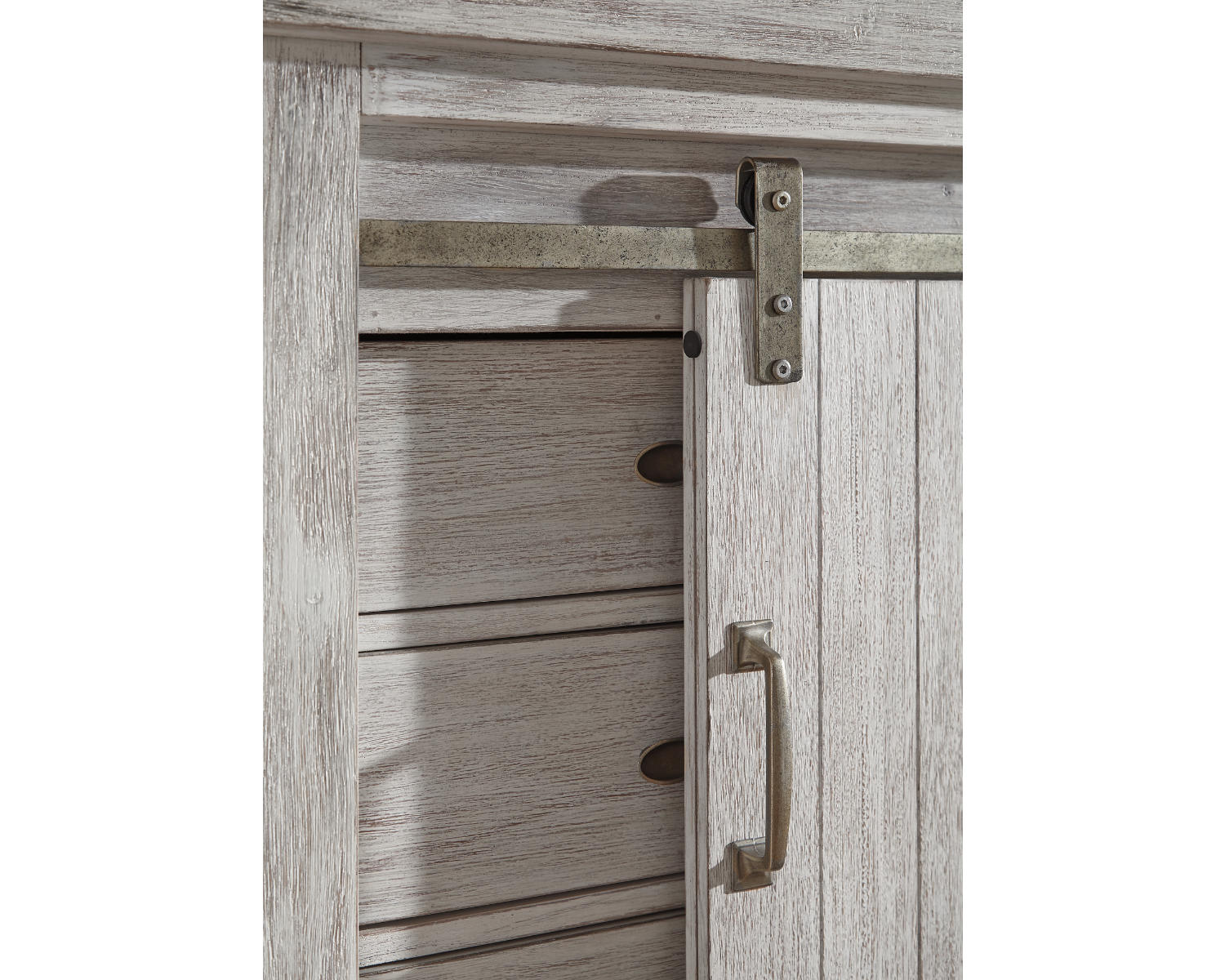 Brashland Chest of Drawers