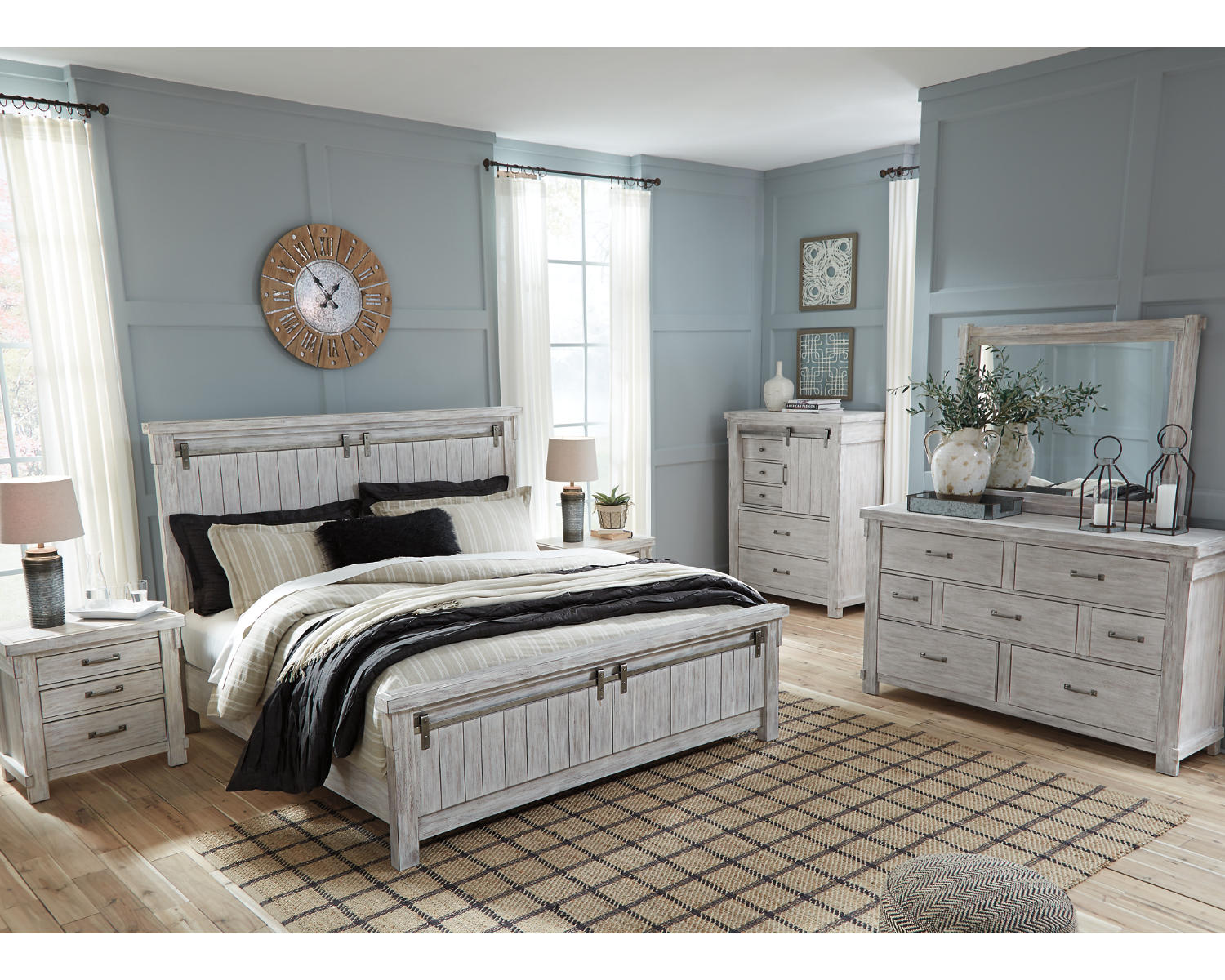 Brashland Dresser