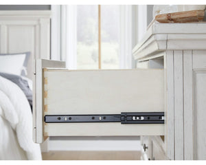 Robbinsdale Dresser