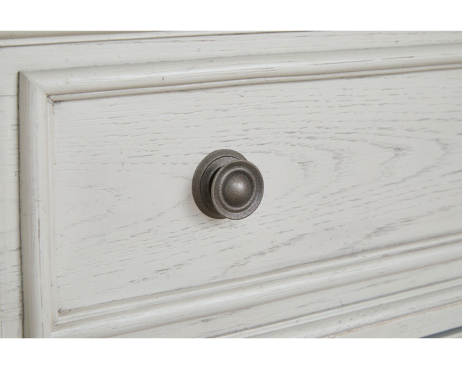 Robbinsdale Dresser
