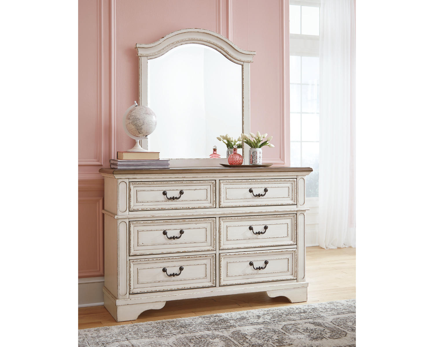 Realyn Full Panel Bed, Dresser and Mirror