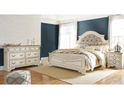 Realyn King Bed, Dresser and 2 Nightstands