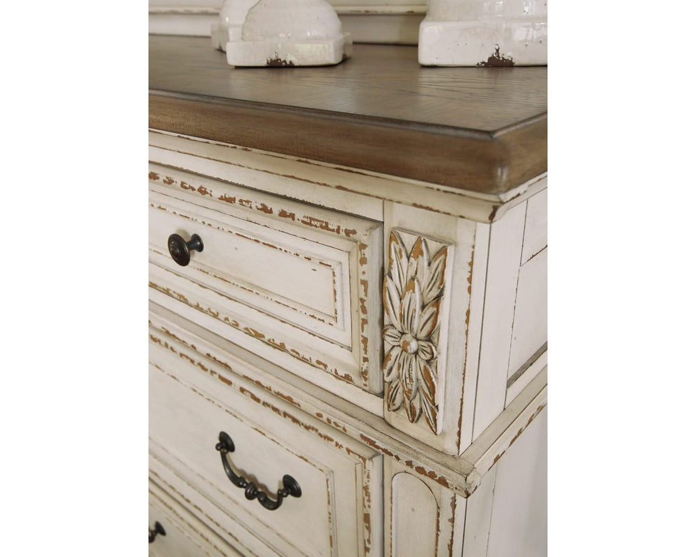 Realyn Dresser