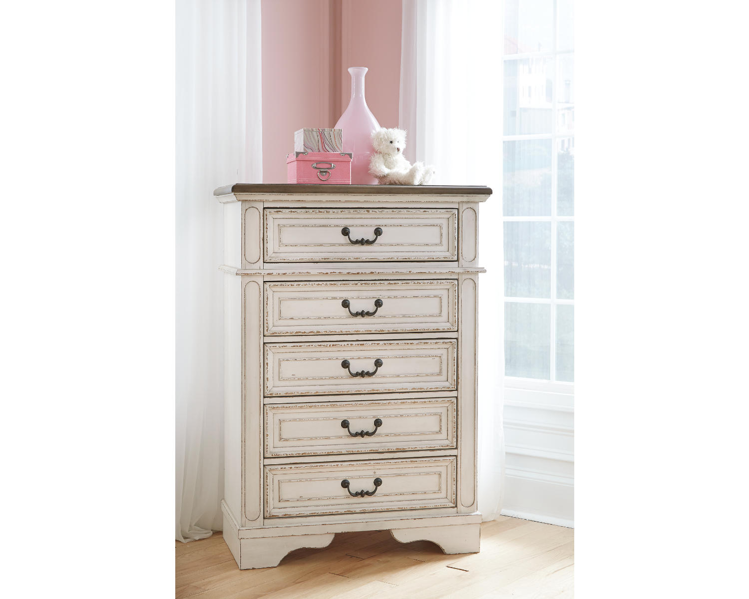 Realyn Full Upholstered Panel Bed, Dresser, Mirror, Chest and 2 Nightstands