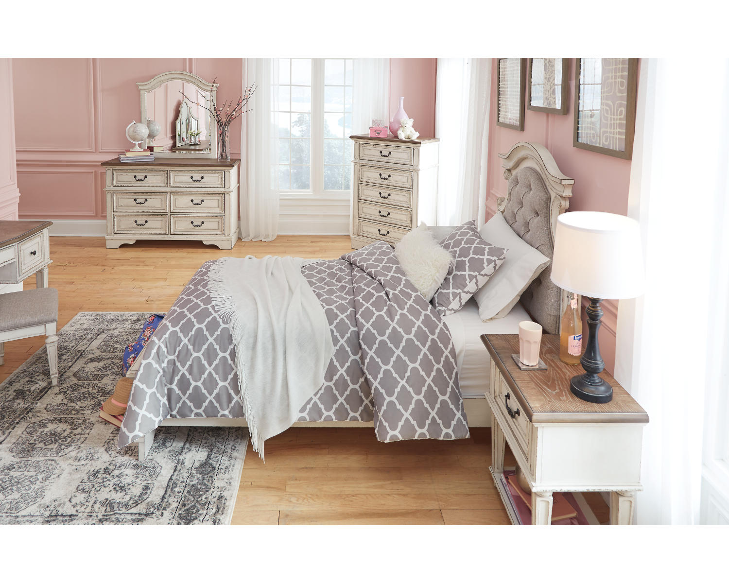 Realyn Twin Upholstered Panel Headboard