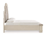Cama Queen Realyn con paneles tapizados, espacio de almacenamiento, cómoda y mesita de noche