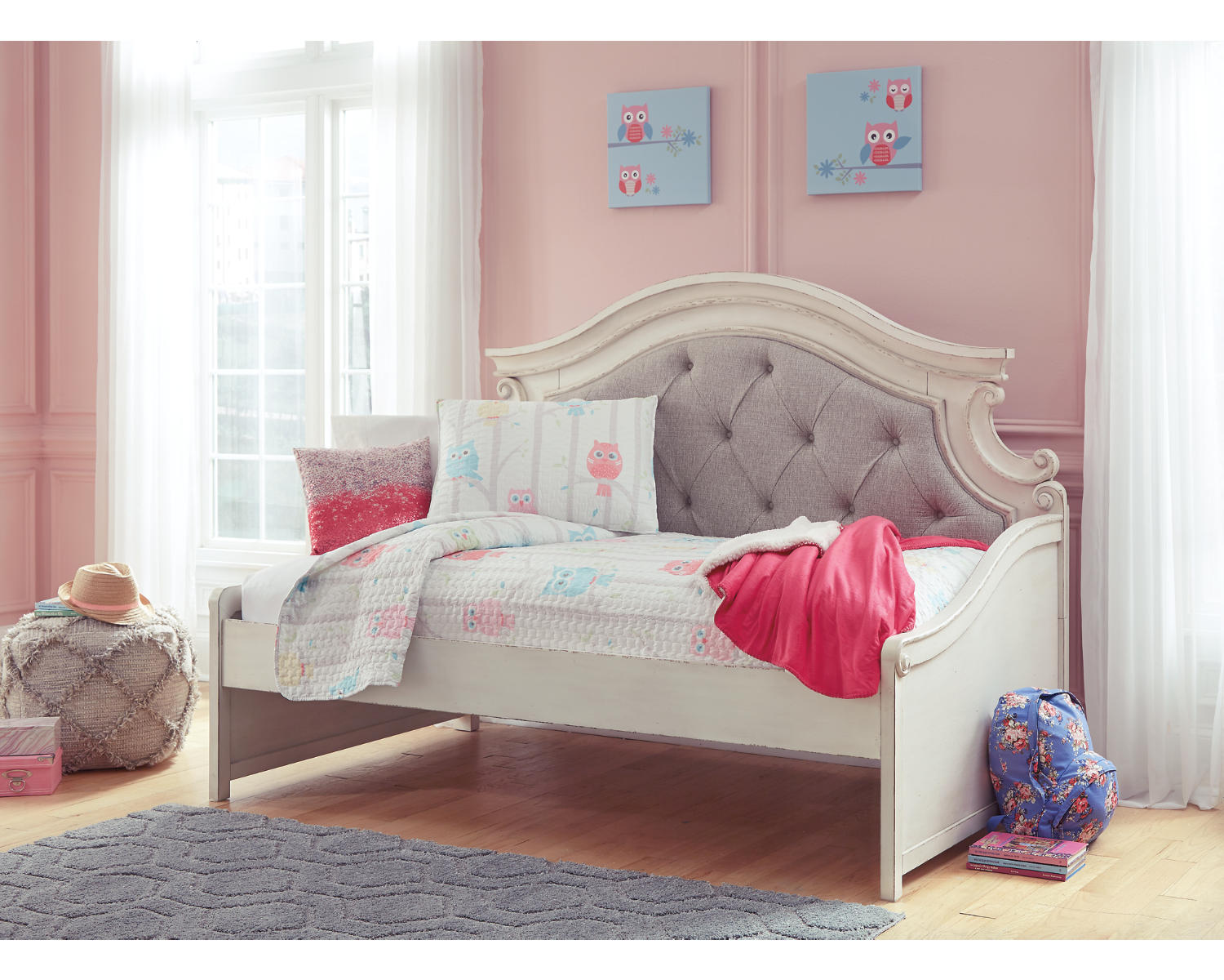 Realyn Twin Day Bed
