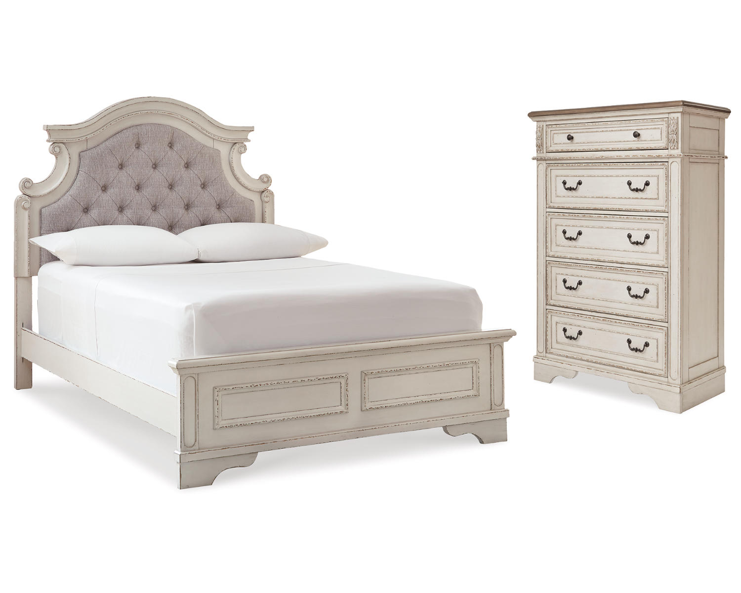 Realyn Full Panel Bed and Chest