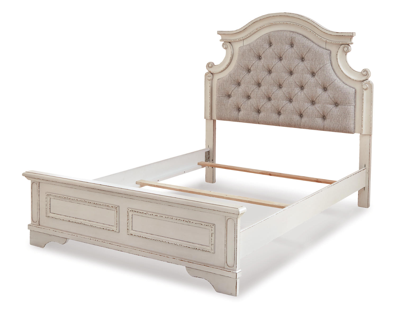 Realyn Full Panel Bed