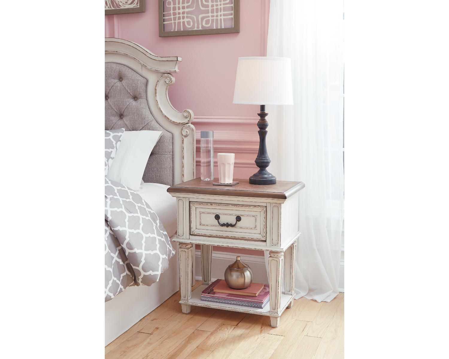 Realyn Full Upholstered Panel Bed, Dresser, Mirror, Chest and 2 Nightstands