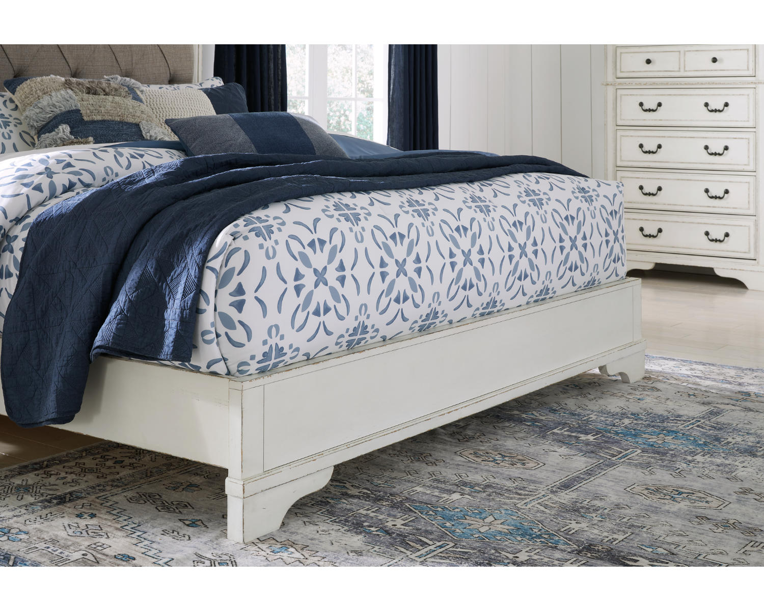 Blendon Queen Upholstered Panel Bed