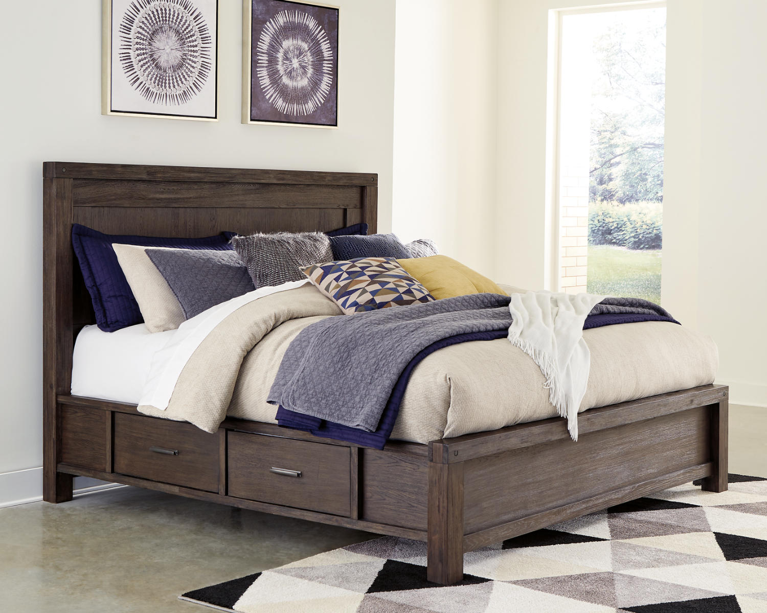 Dellbeck King Panel Bed with 4 Storage Drawers
