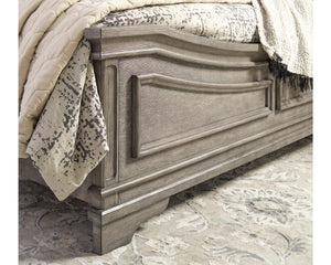 Lodenbay King Panel Bed