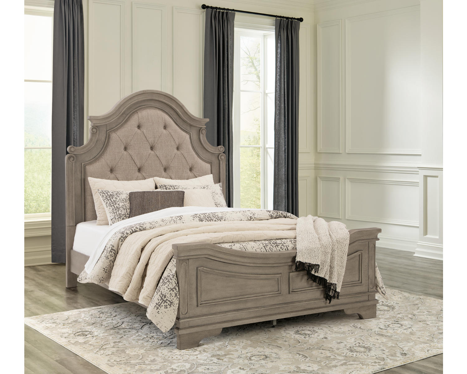 Lodenbay Queen Panel Bed and Nightstand