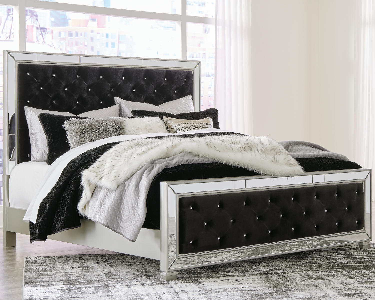 Lindenfield King Upholstered Bed
