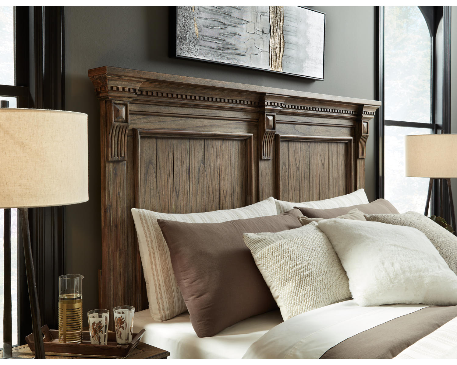 Markenburg King Panel Bed