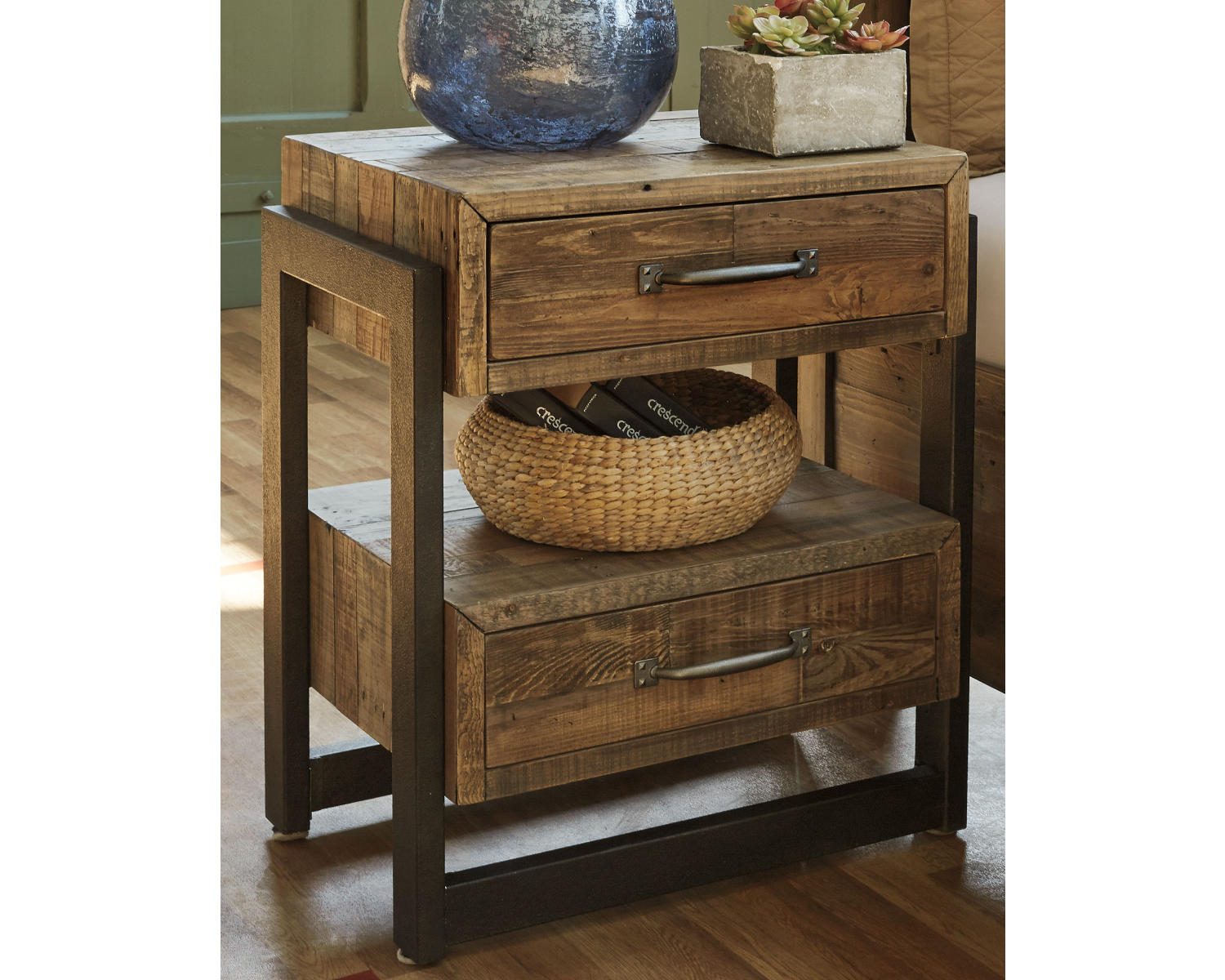 Sommerford Nightstand
