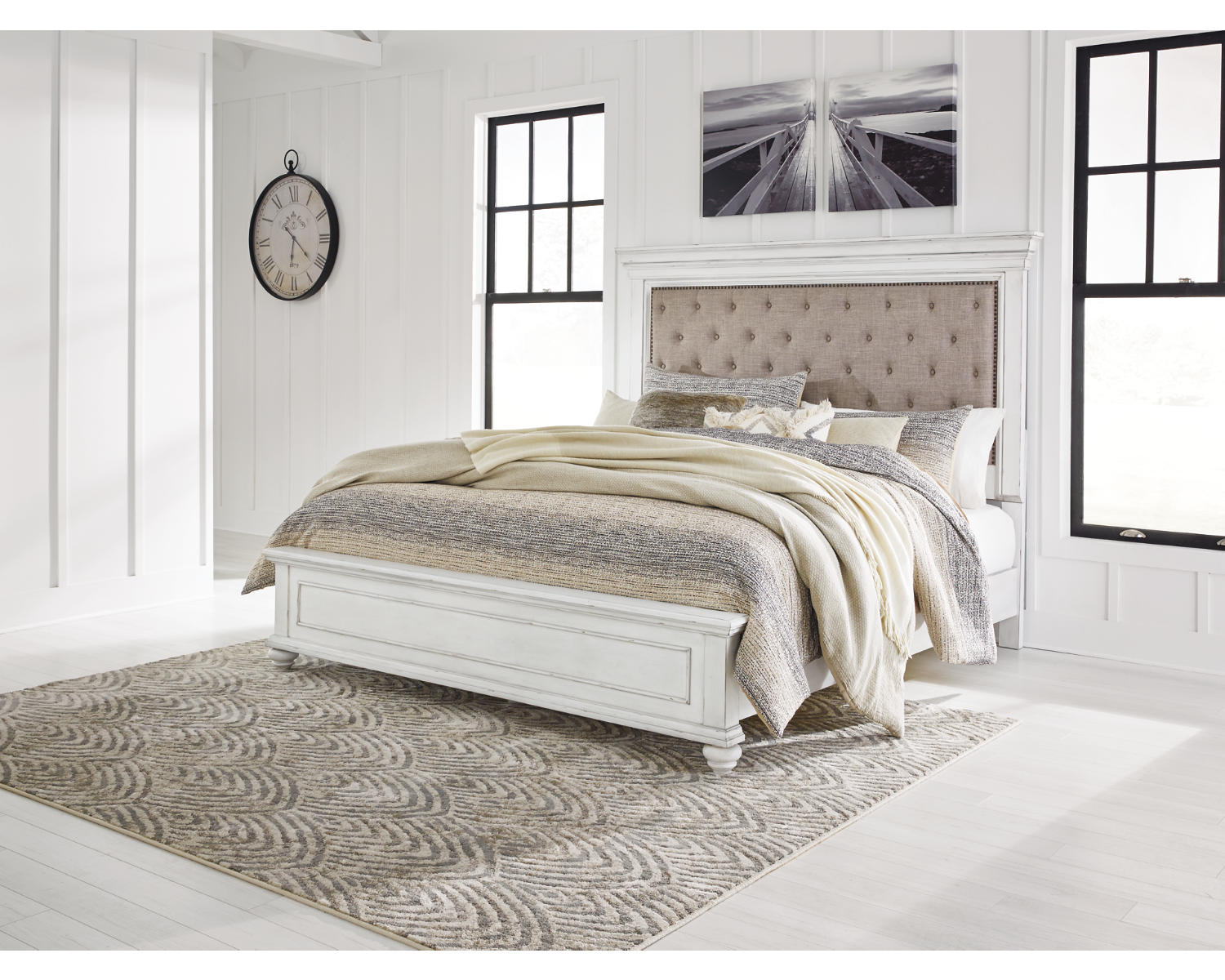 Kanwyn King Panel Bed