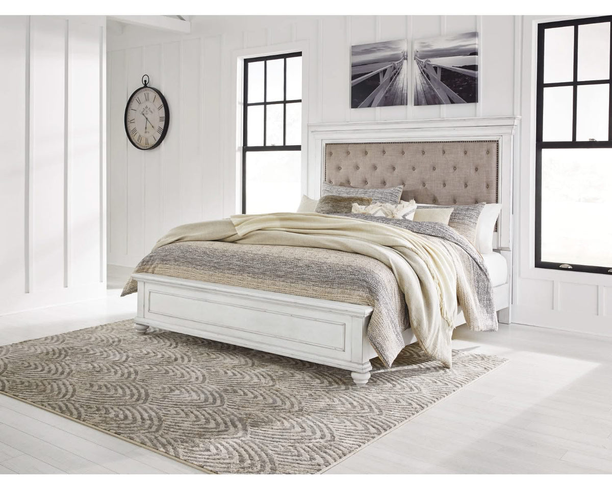 Cama Kanwyn California King con paneles