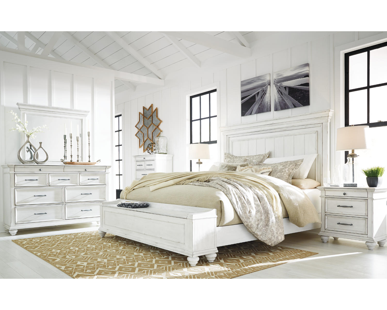 Kanwyn Queen Panel Bed with Storage Bench