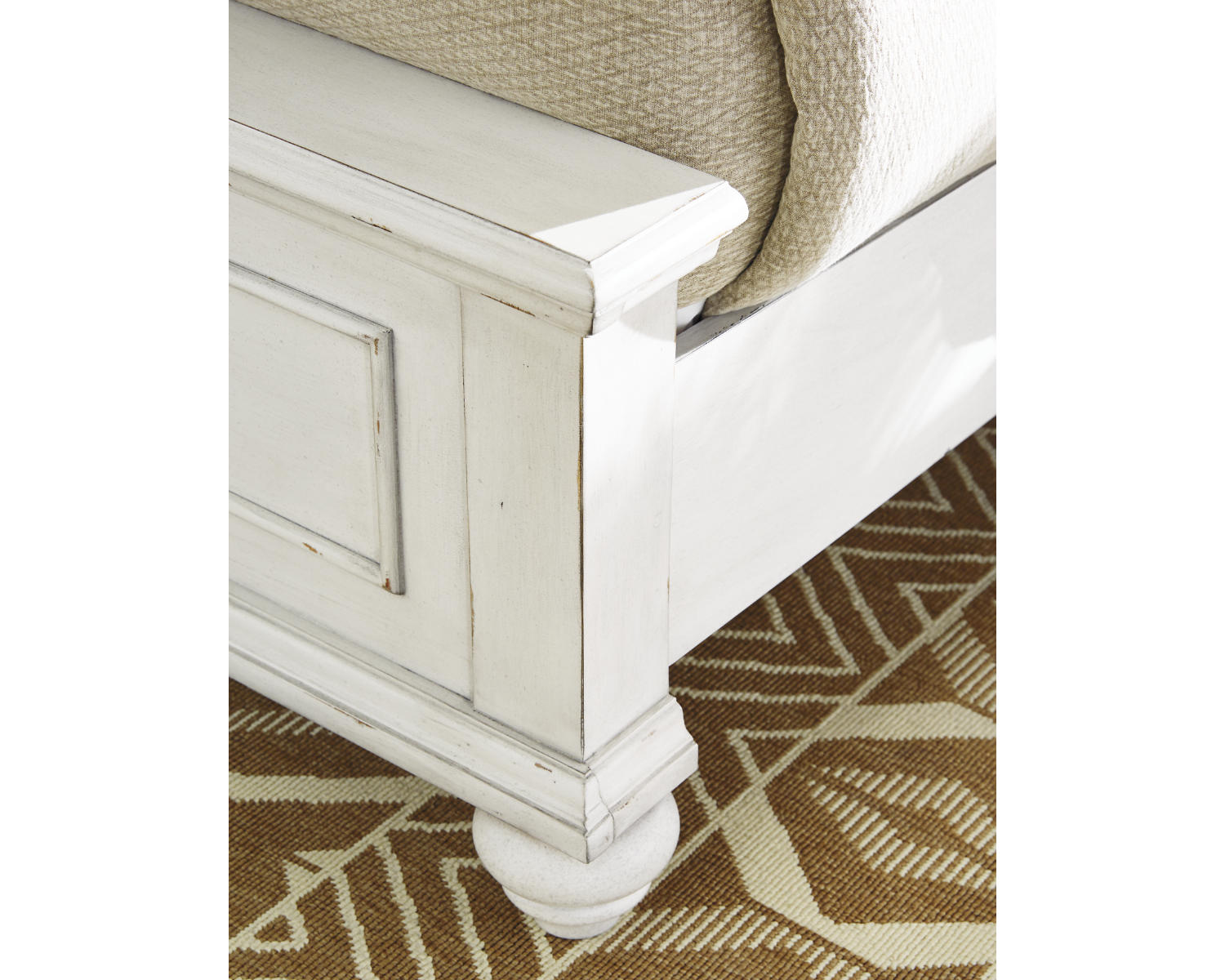 Kanwyn California King Panel Bed with Storage Bench