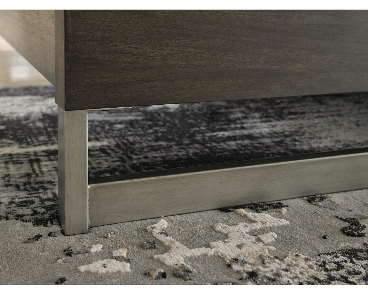 Arkenton Queen Panel Bed