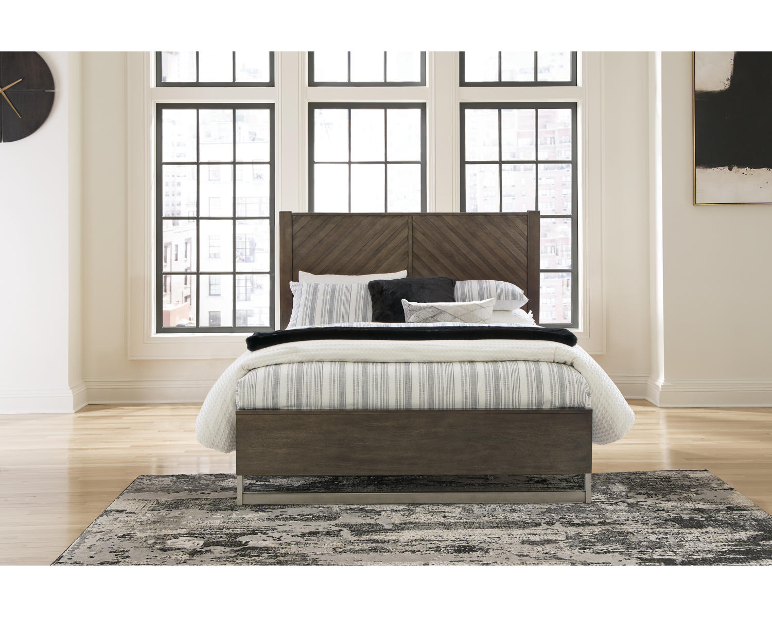 Arkenton Queen Panel Bed