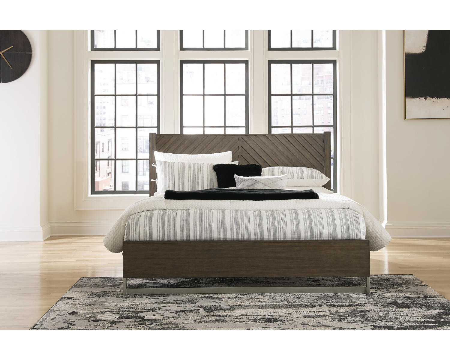 Arkenton California King Panel Bed