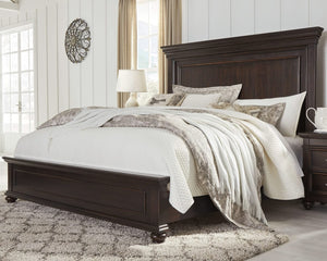 Cama Queen con paneles Brynhurst