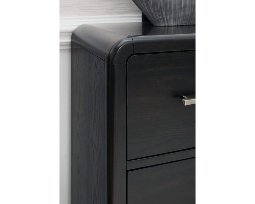 Rowanbeck Dresser