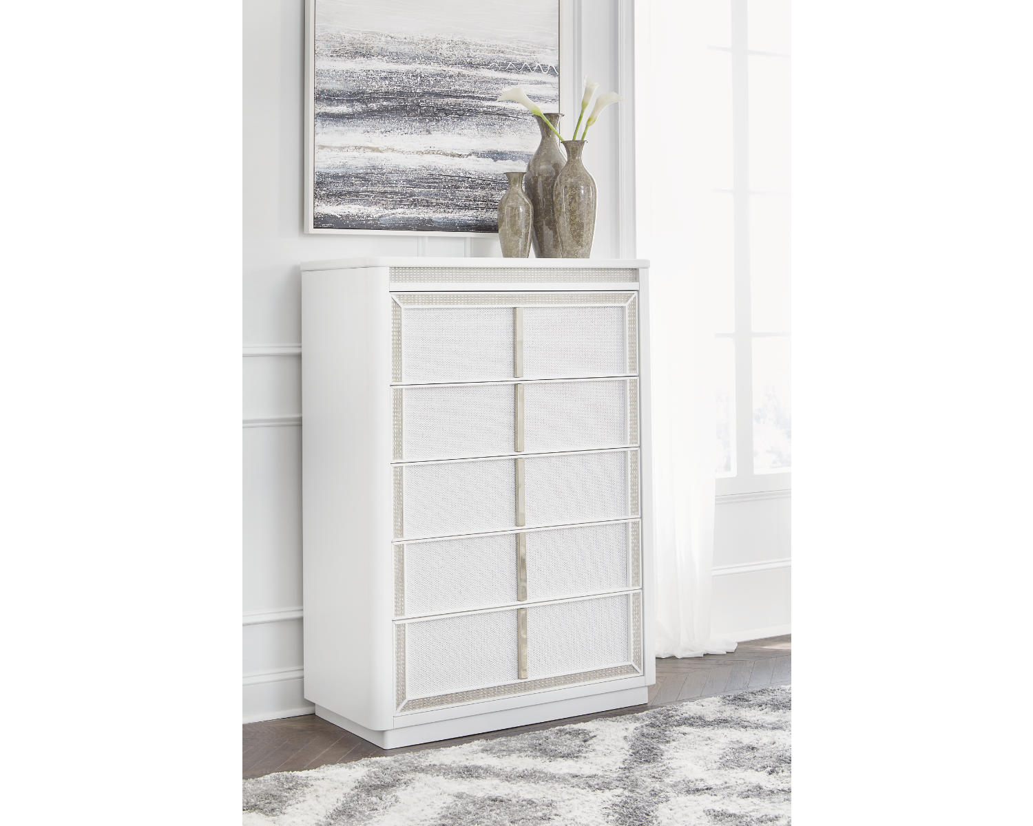 Chalanna Chest of Drawers