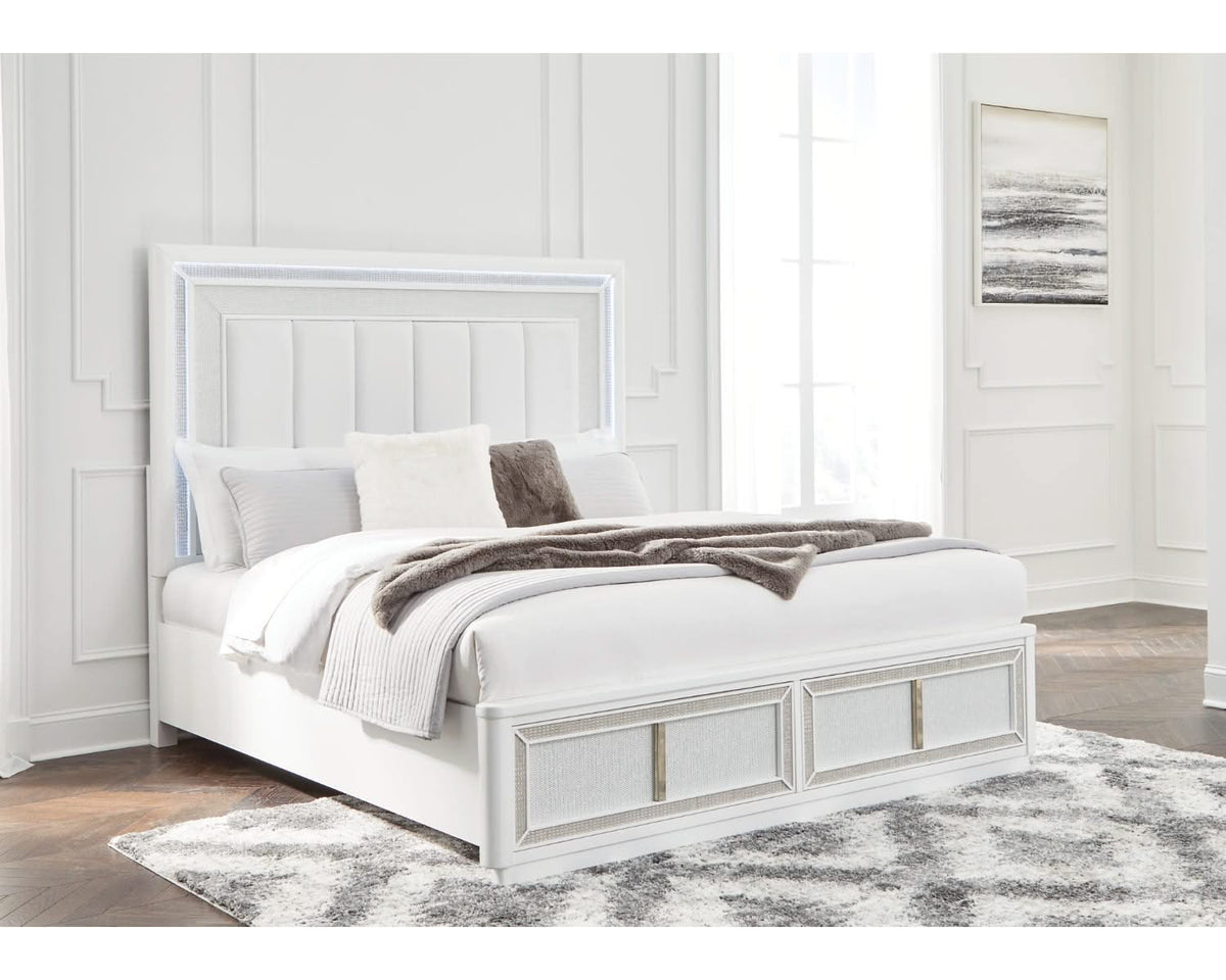 Cama tapizada Chalanna California King con almacenaje