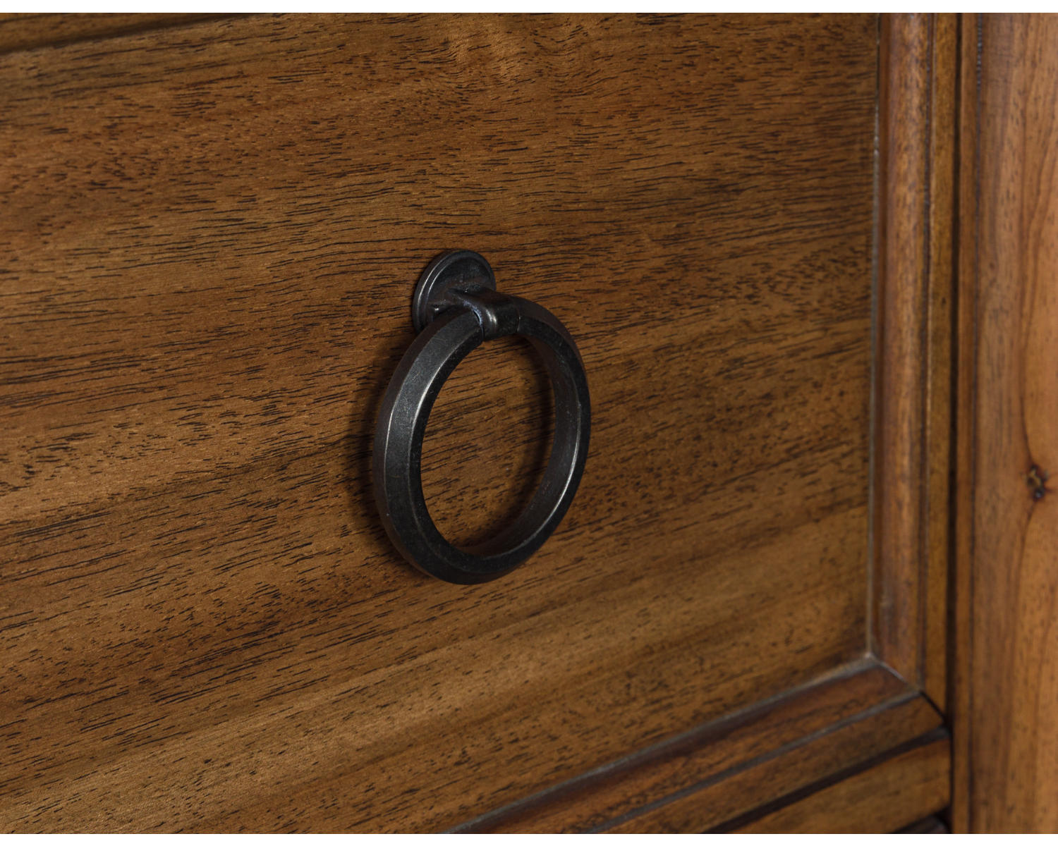 Rowlenstown Nightstand