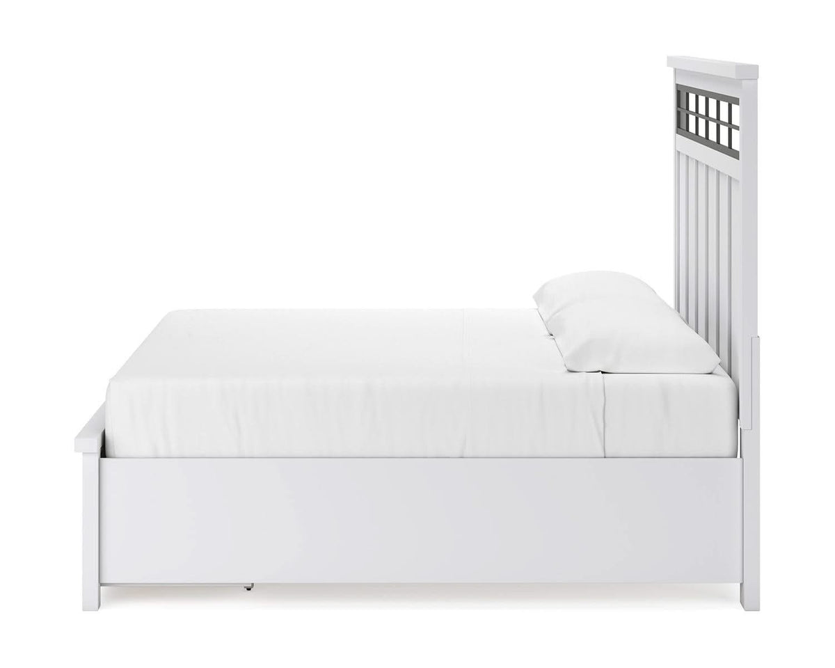 Cama Ashbryn King con paneles, tocador, espejo y dos mesitas de noche
