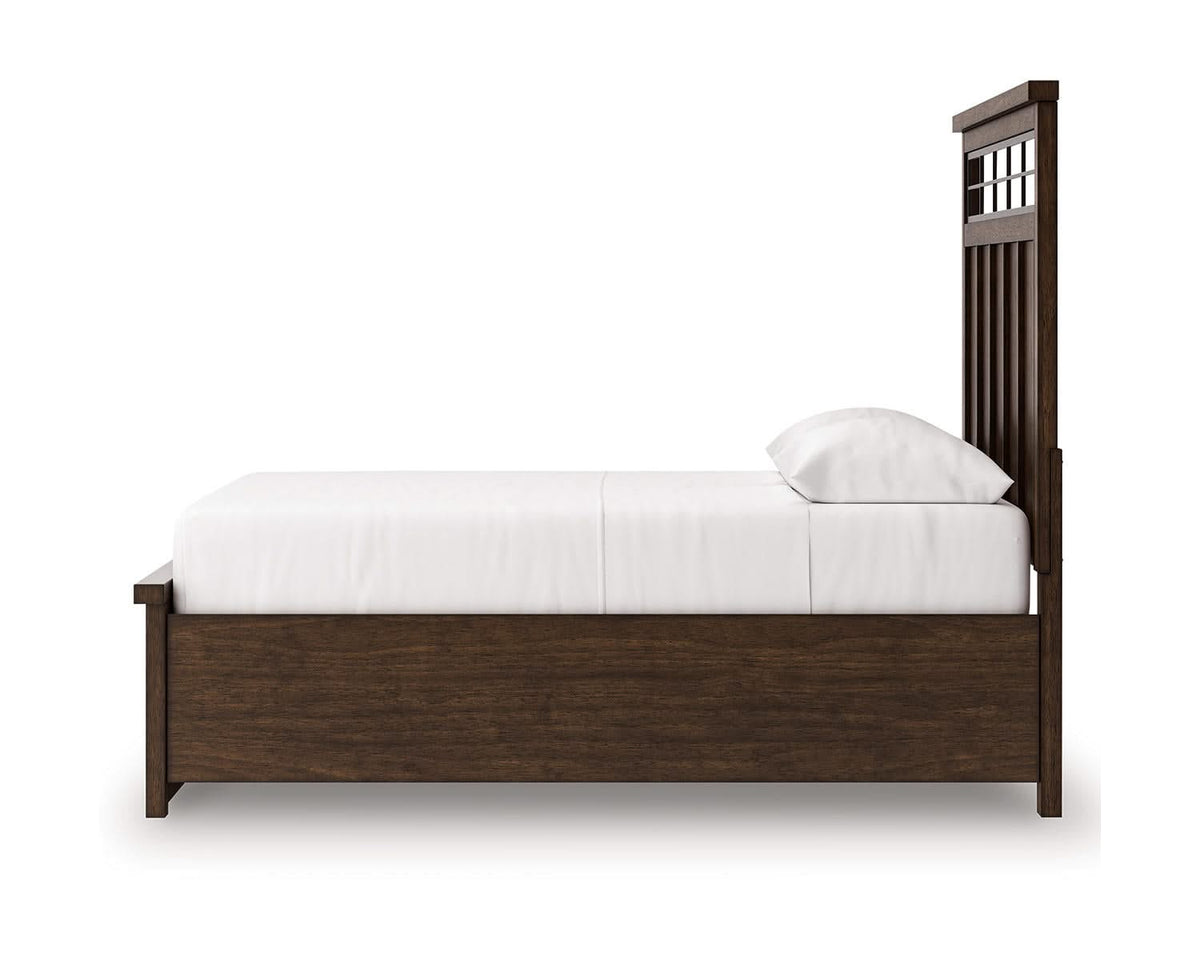 Cama Queen Taffenbrook con almacenamiento y paneles