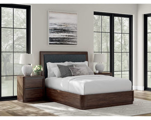Cama Queen con paneles tapizados Dilenno