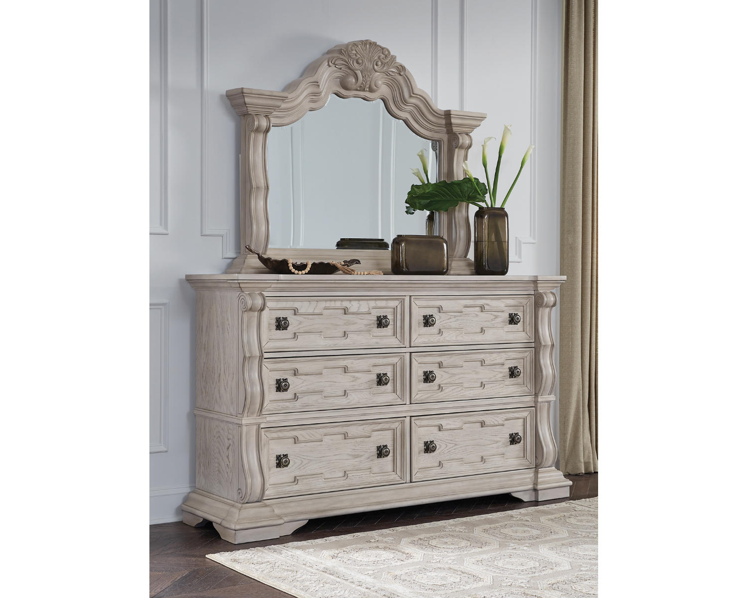 Bruchandi Dresser and Mirror