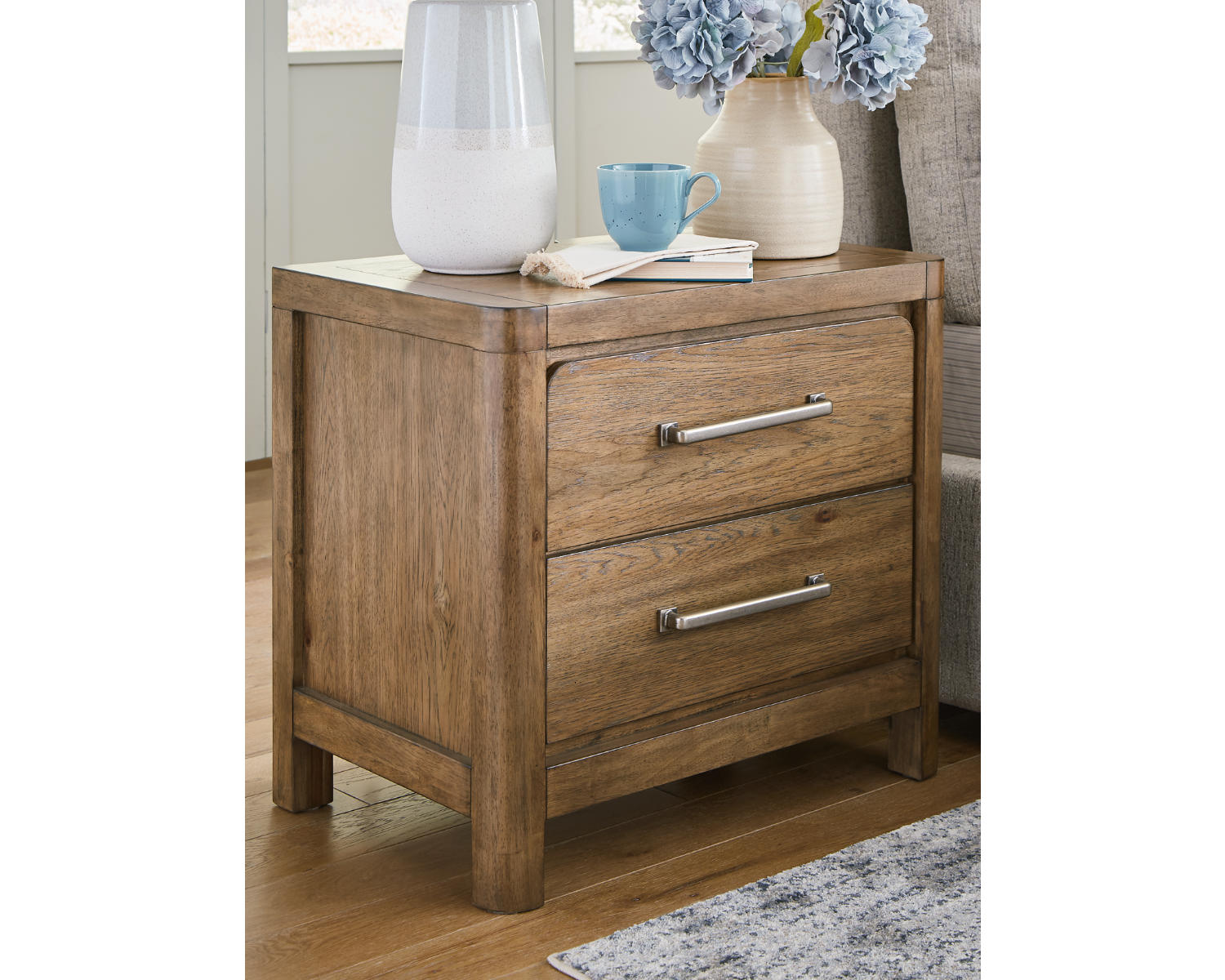 Cabalynn Nightstand