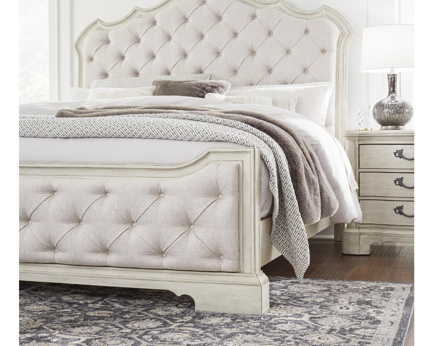Arlendyne King Upholstered Bed, Dresser and Mirror