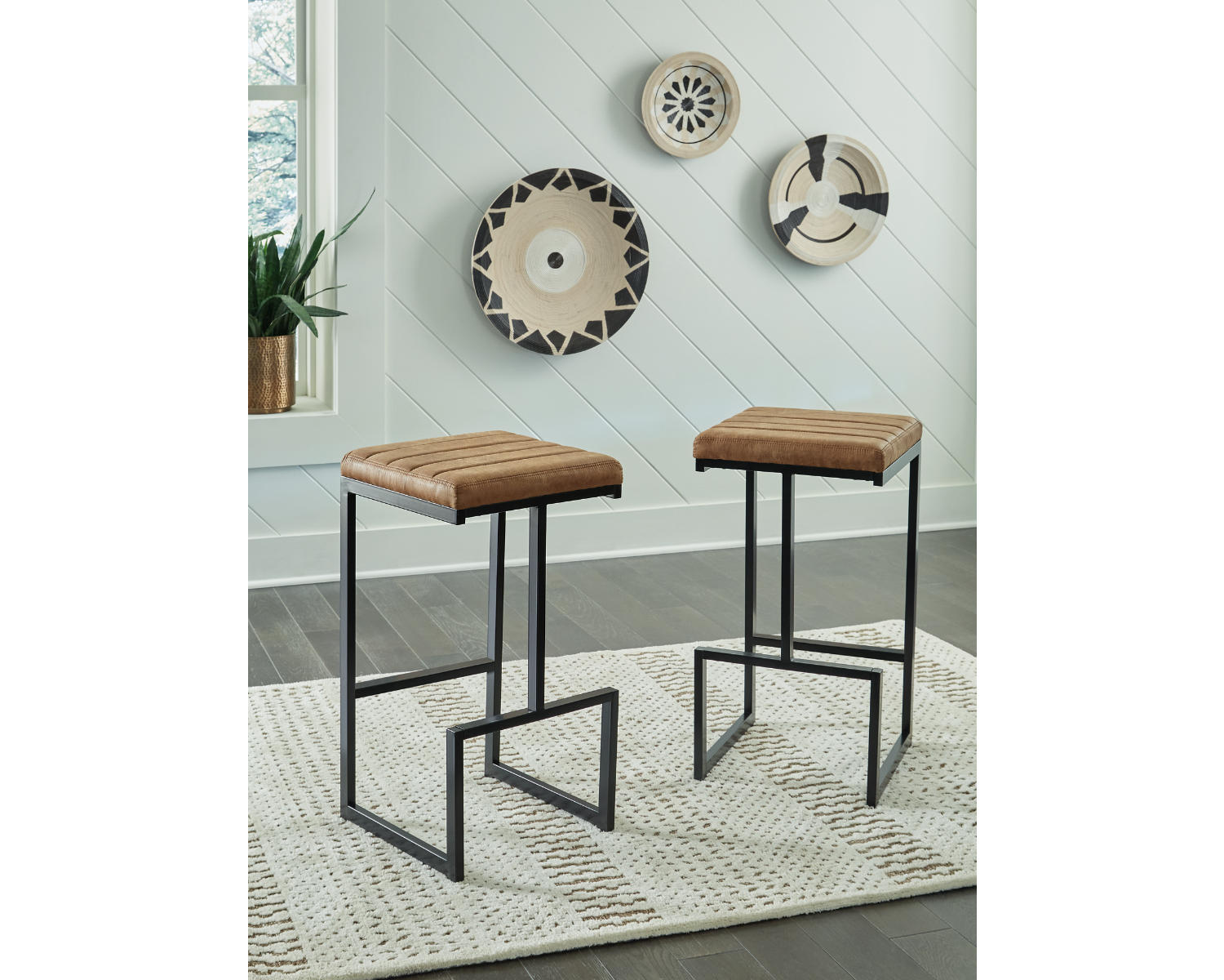 Strumford Bar Height Bar Stool (Set of 2)