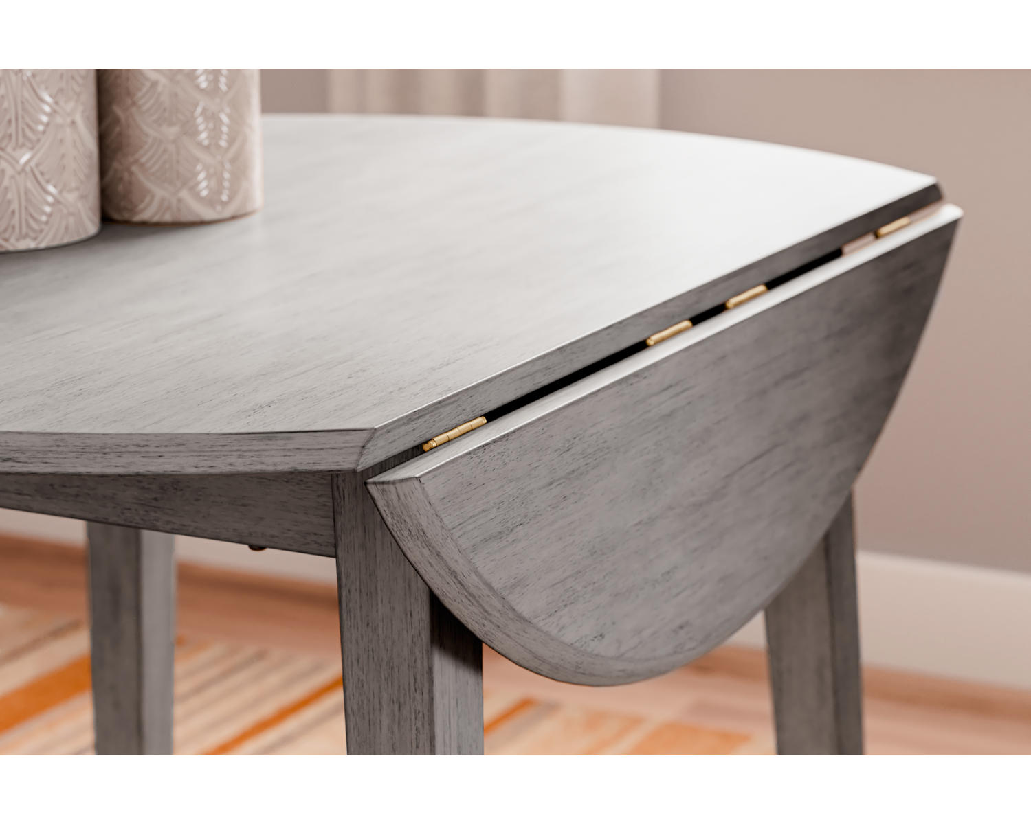 Shullden Dining Table and 4 Chairs