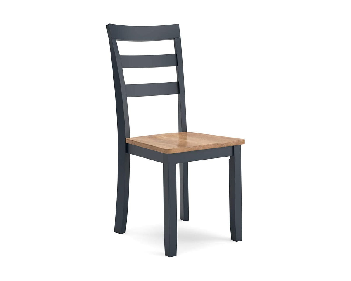 Mesa de comedor Gesthaven y 4 sillas