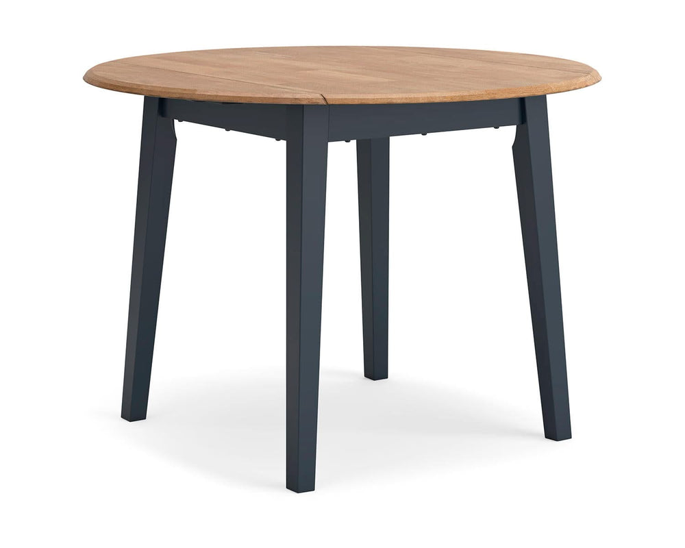 Mesa de comedor Gesthaven y 4 sillas