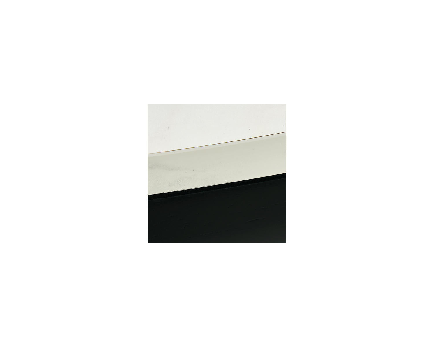 Xandrum Dining Table