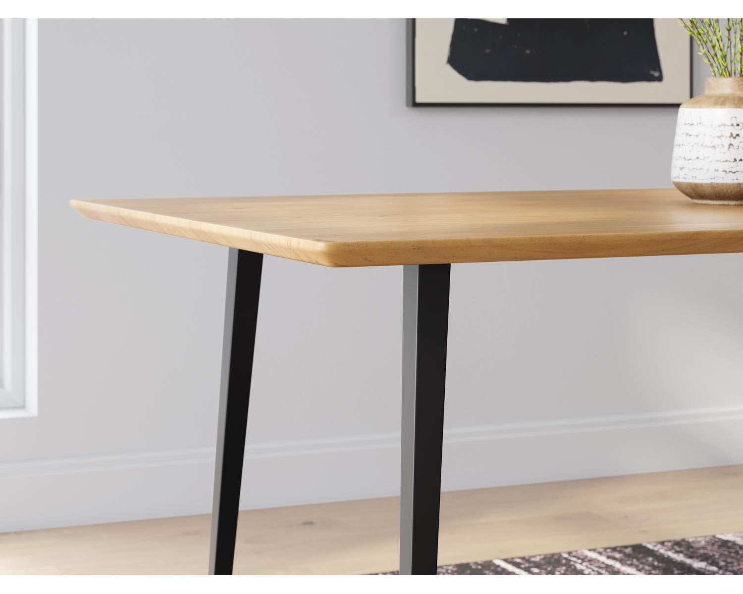 Gretlynn Dining Table