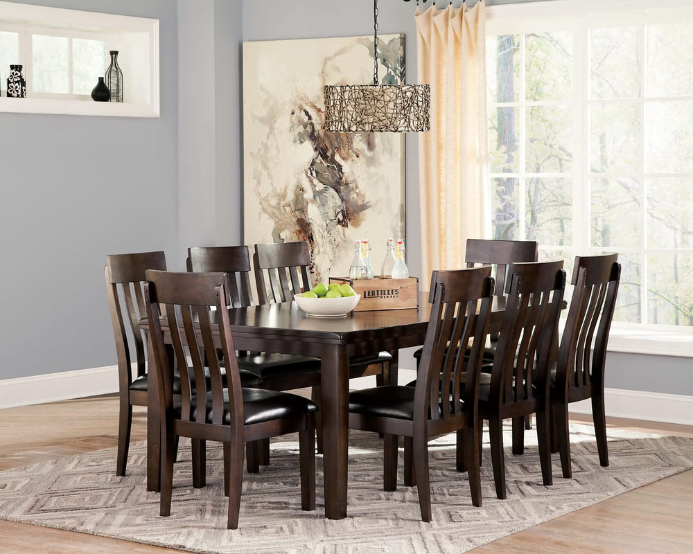 Mesa de comedor Haddigan y 8 sillas